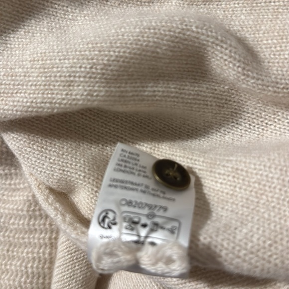 NWT! Anthropologie Pilcro Asymmetric Button Cashmere Cardigan Sweater - XS 🏈 - Picture 13 of 13